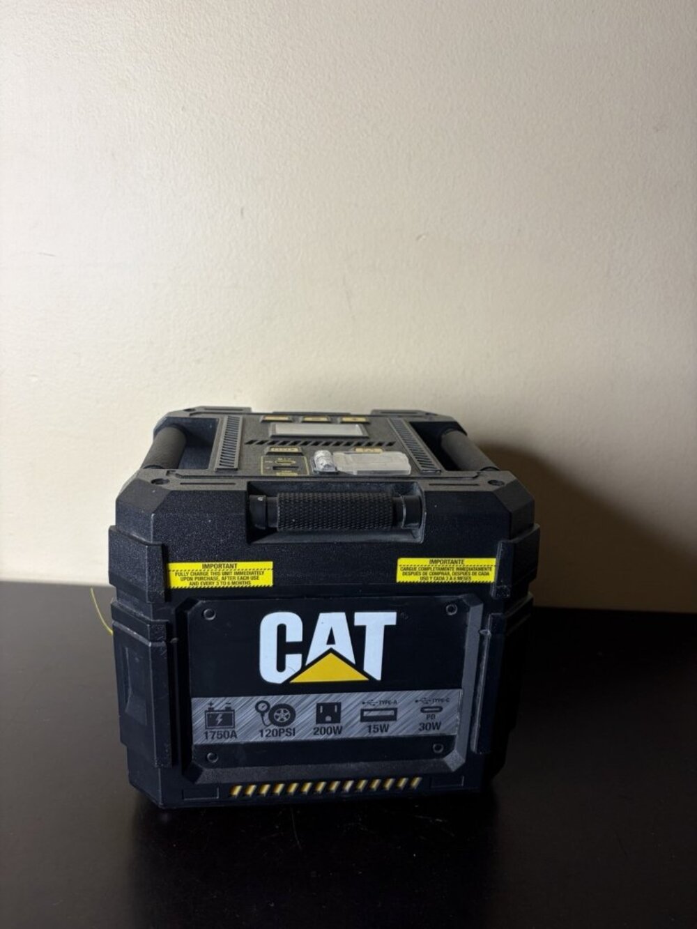 Cat Power Station and Jumpbox 1750A